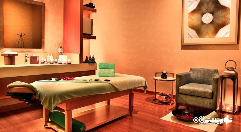 تخت ماساژ مرکز سلامتی و اسپا